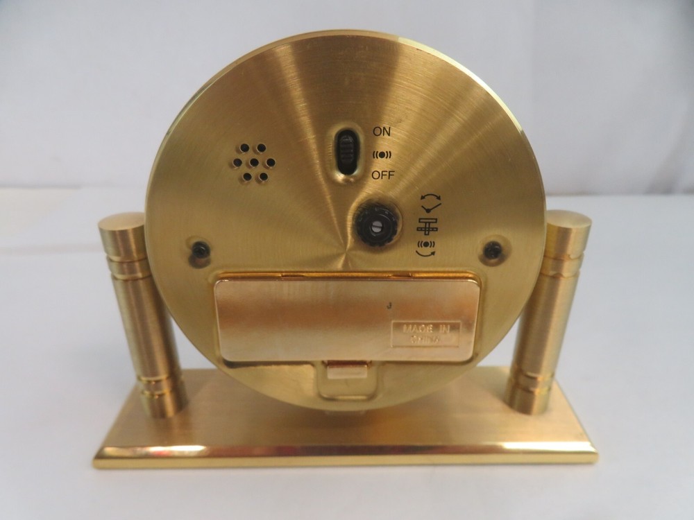 Vintage 2001 Learning Is Timeless Conoco Phillips Clock Rotating Face