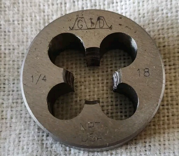 GTD USA 1/4 - 18 NPT THREADING DIE