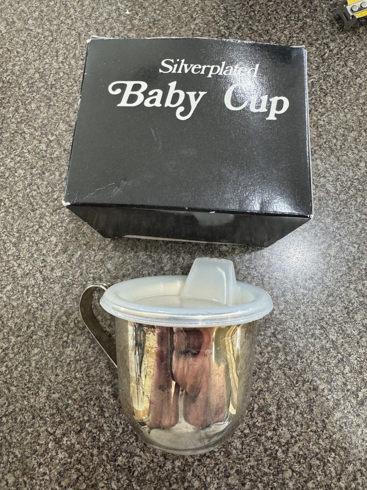 Baby Cup International silver co,(inv435)silver plated with training cover