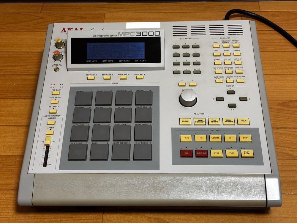 AKAI MPC3000 Sampler Drum Machine Tested Working From Japan