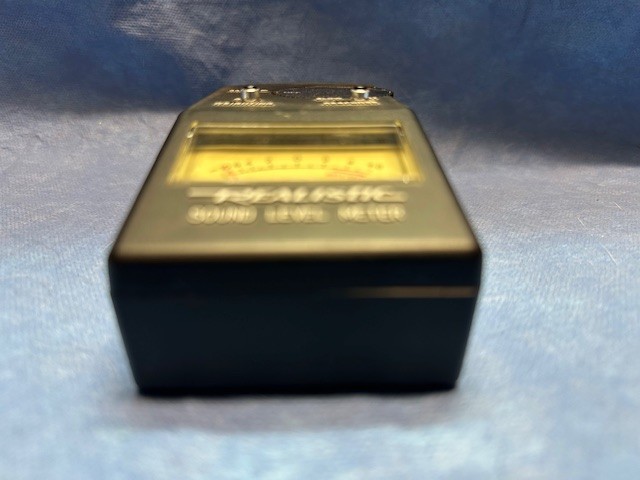 Realistic sound level meter 33-2050