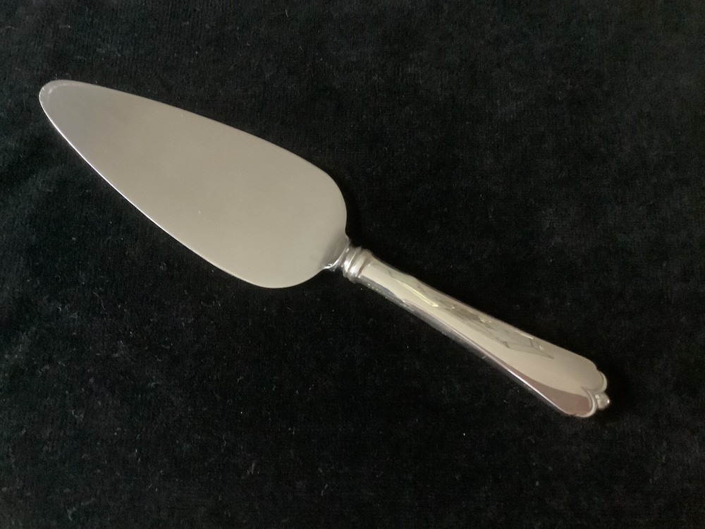 Wallace LOTUS pie server - NM