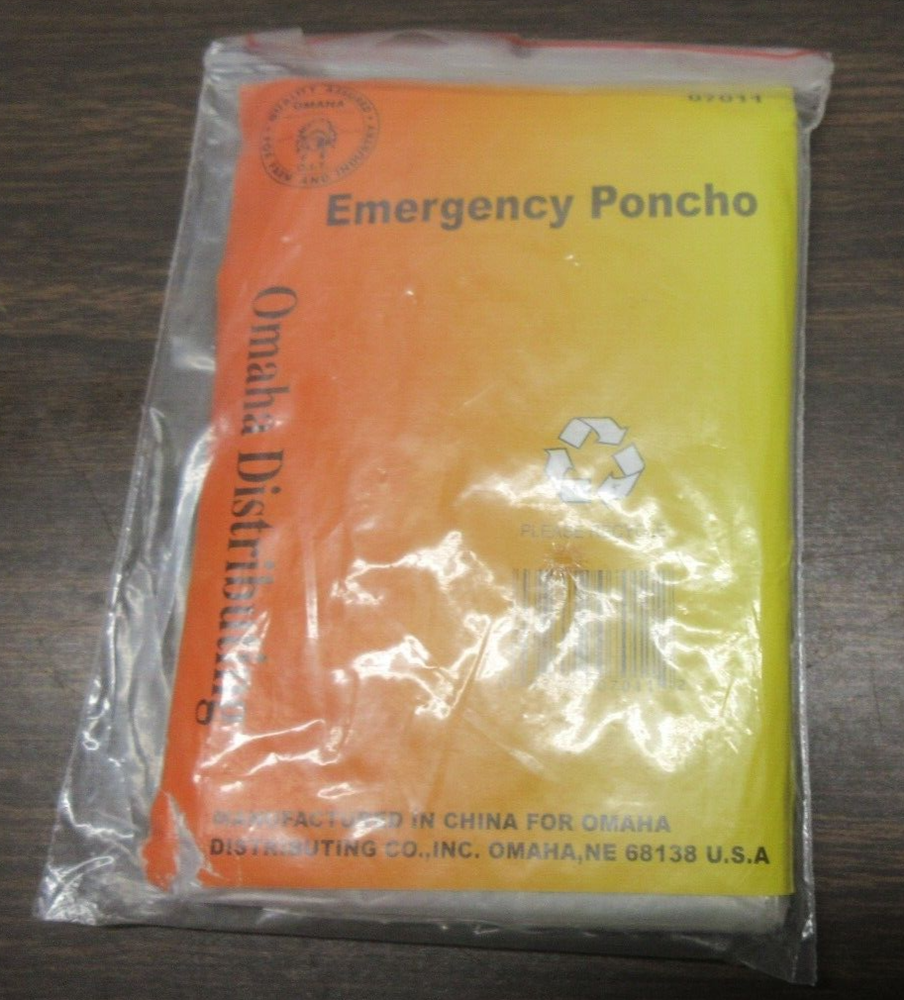 Thermal Emergency Blanket and Emergency Ponco