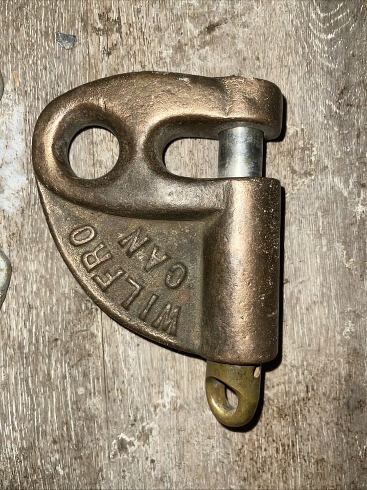 Quick Release Pin Ball