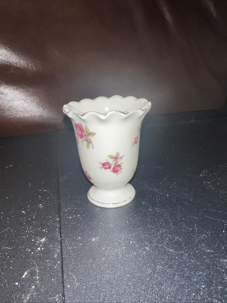 Czech Victorian Mini Trinket Cup