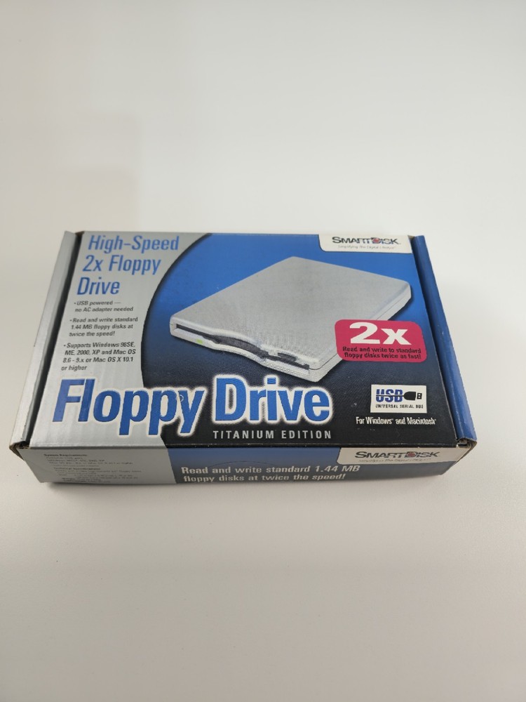 SmartDisk External USB Floppy Disk Drive Titanium Edition Windows or Mac