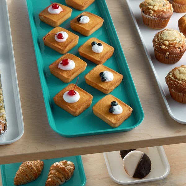 Set of 6 Cambro Rectangular Market Display Trays 8 11/16" x 18" x13/16" Green