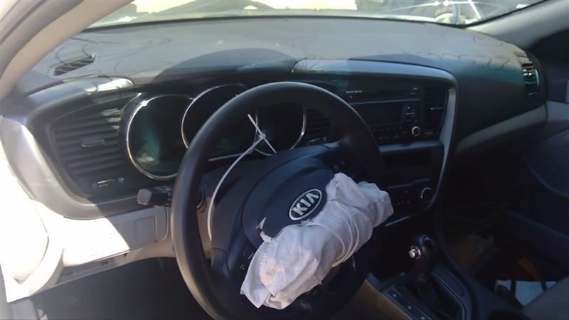 OPTIMAKIA 2013 High Mounted Stop Light 786541