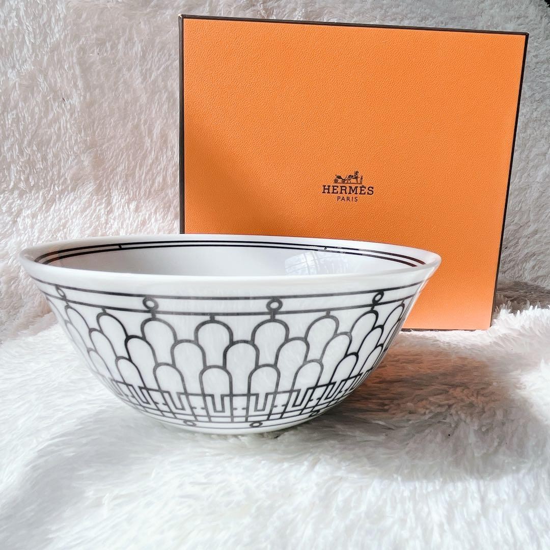 Hermes H Deco Ash Deco Bowl Elegant Monotone Modern Tableware Luxury Gift