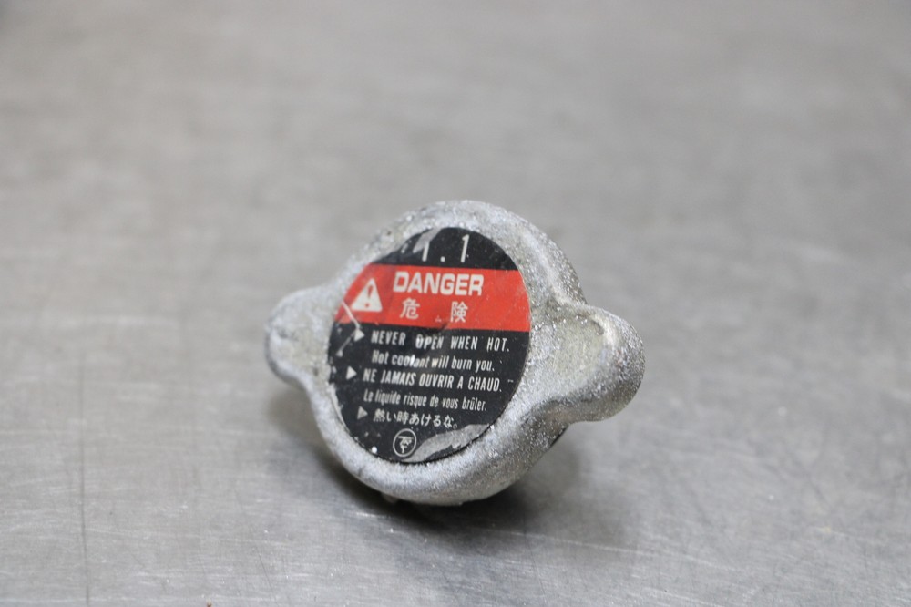 2000 Honda CBR929RR 929RR Engine Radiator Cap