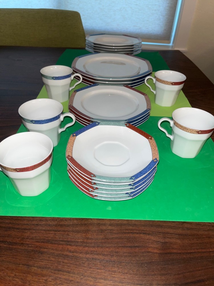 Christopher Stuart Diamond Optic 4 Complete Place Settings W/ Extras EUC