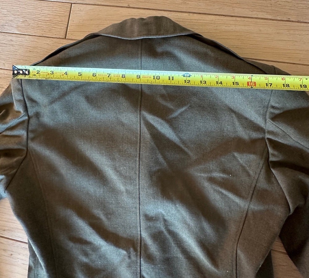 WWII Ike Jacket Honorable Discharge Patch Army Tech Patch