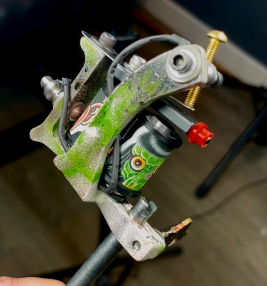 MiddlegroundMFG one-off shader coil machine