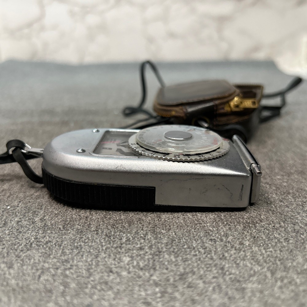 Vintage Sekonic Auto-Leader Model 38 Light Meter