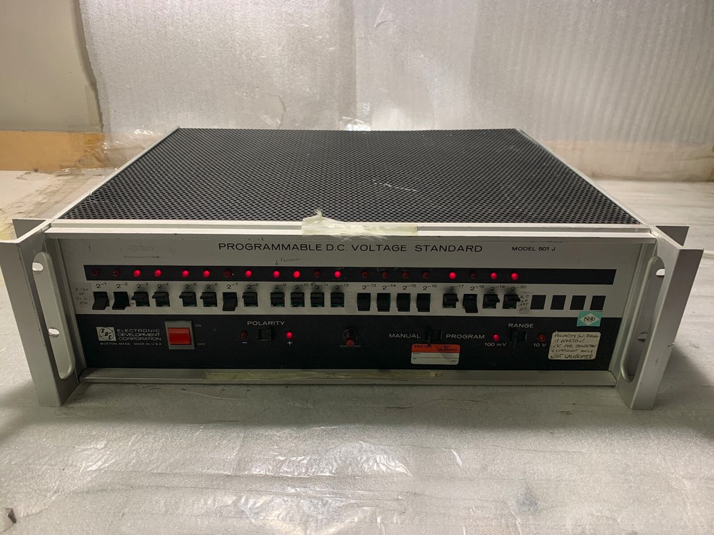 Electronic Programmable  D.C Voltage standard 501 J w/ Power cord