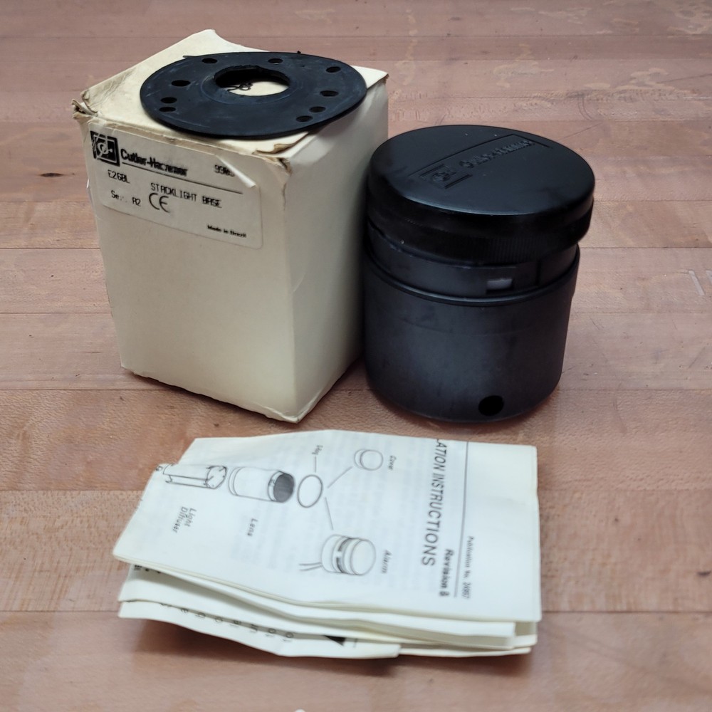 EATON E26BL Stacklight Base, 250V Max , Uimp 1.5kV - NEW