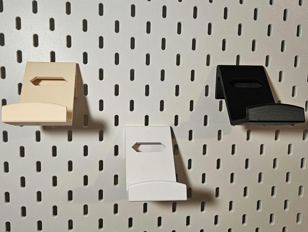 Universal Headphone and Controller Mount for Ikea Skadis Pegboards