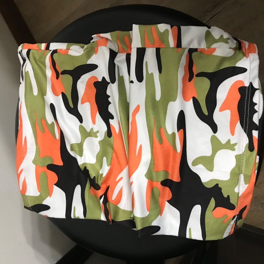 Multi use gaiter mask cameo color