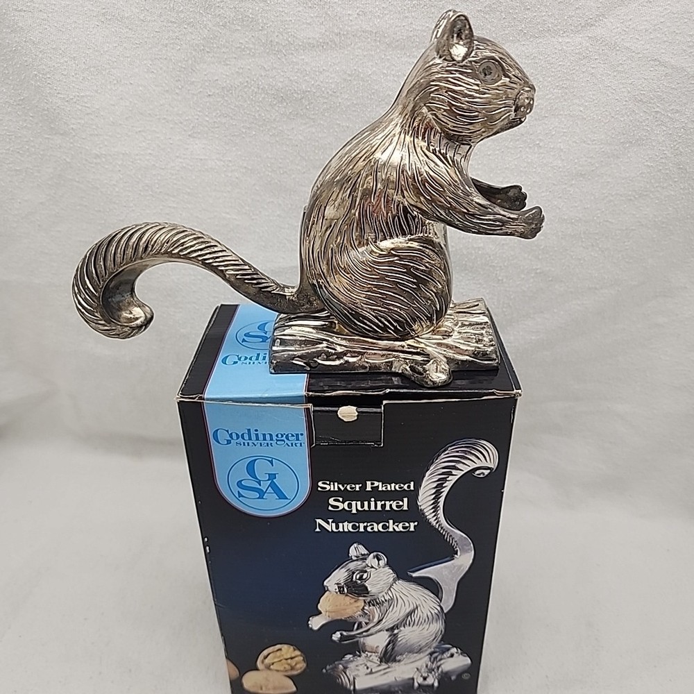Nutcracker Silver Plated Squirrel On Log Godinger Heavy-Duty Metal Whimsical VTG