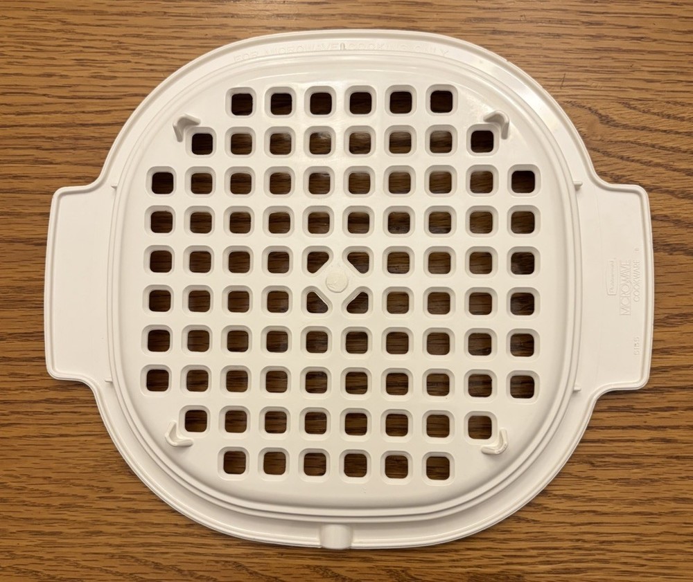 Rubbermaid Microwave Cookware Stack Cooker Roasting Rack Strainer Only #5155