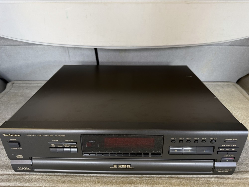 Technics SL-PD888 CD player.