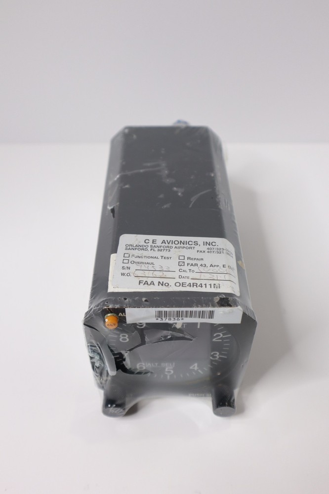Innovative Solutions 9D-80130-15 Air Data Display Unit ADDU (28 VDC)
