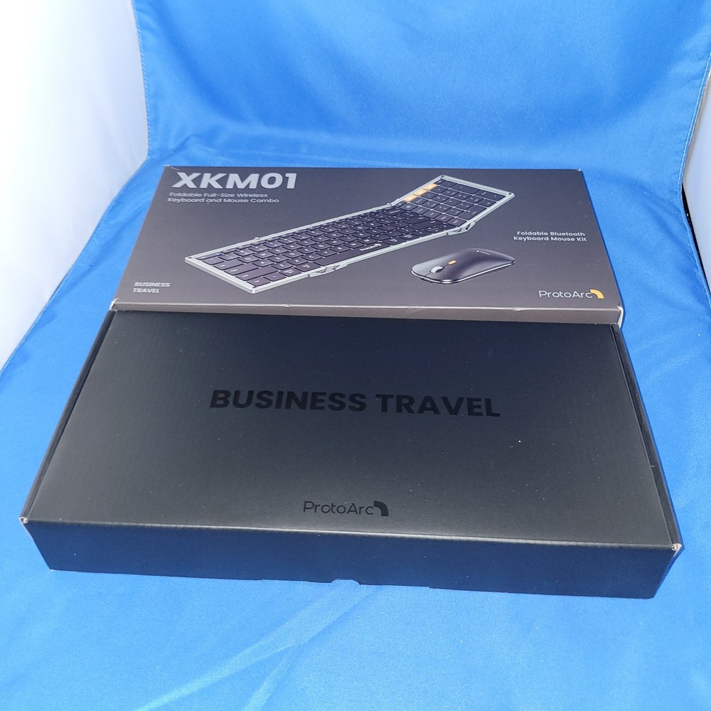 Foldable Keyboard and Mouse, XKM01 Folding Bluetooth Keyboard Mouse Black Gray