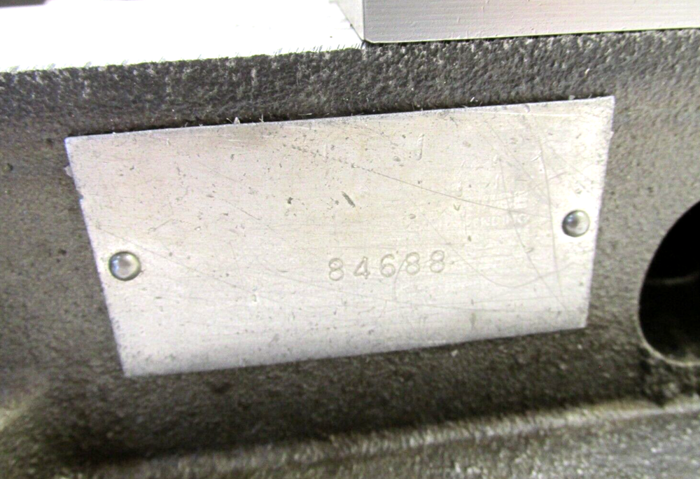 KURT ANGLOCK 6" MILLING MACHINE VISE - #D60