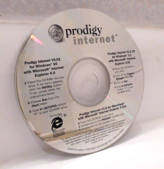 5 Vintage Prodigy Internet CDs