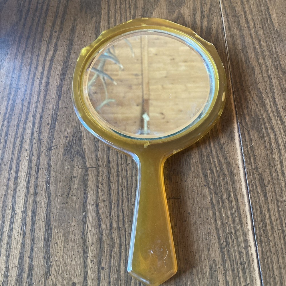 Vtg 30’s Bakelite “butterscotch”Hand Held Vanity Mirror Retro
