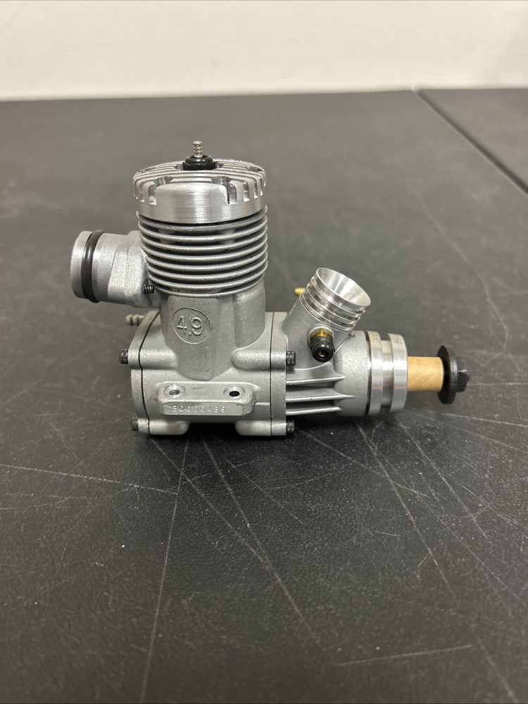 K&B 4.9 cc New. model airplane engine M12