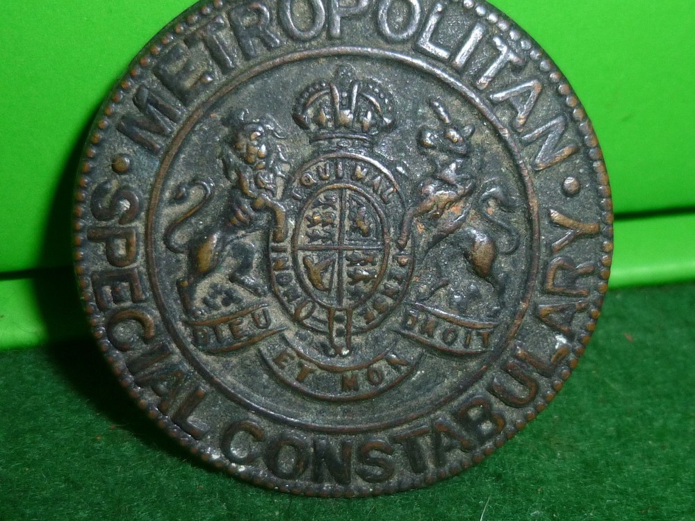 Metroplitan Special Constabulary Badge Pin Missing