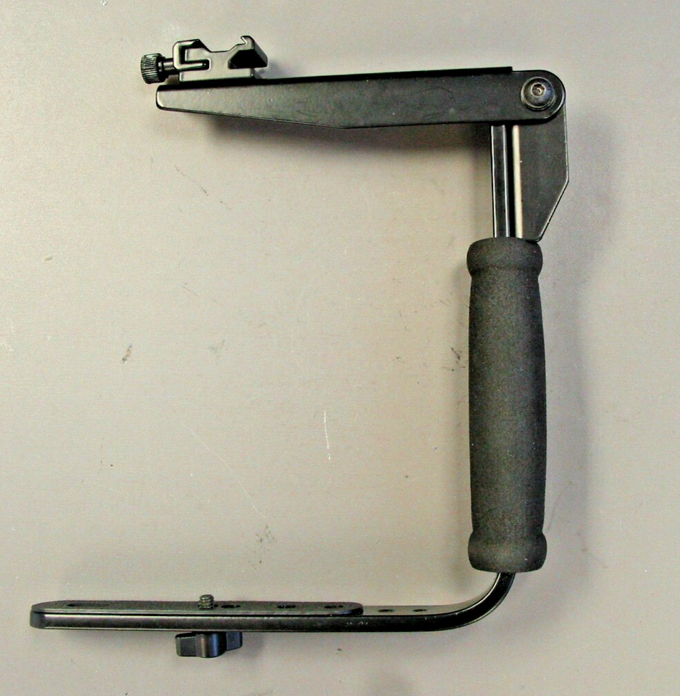 Vivitar FB-150 Horizontal and Vertical Universal Camera Flash Bracket, Open Box