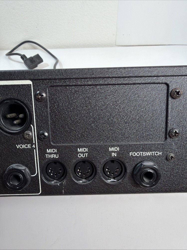 DIGITECH STUDIO VOCALIST RACK MOUNT STUDIO EFFECT VOCAL HARMONY PROCESSOR