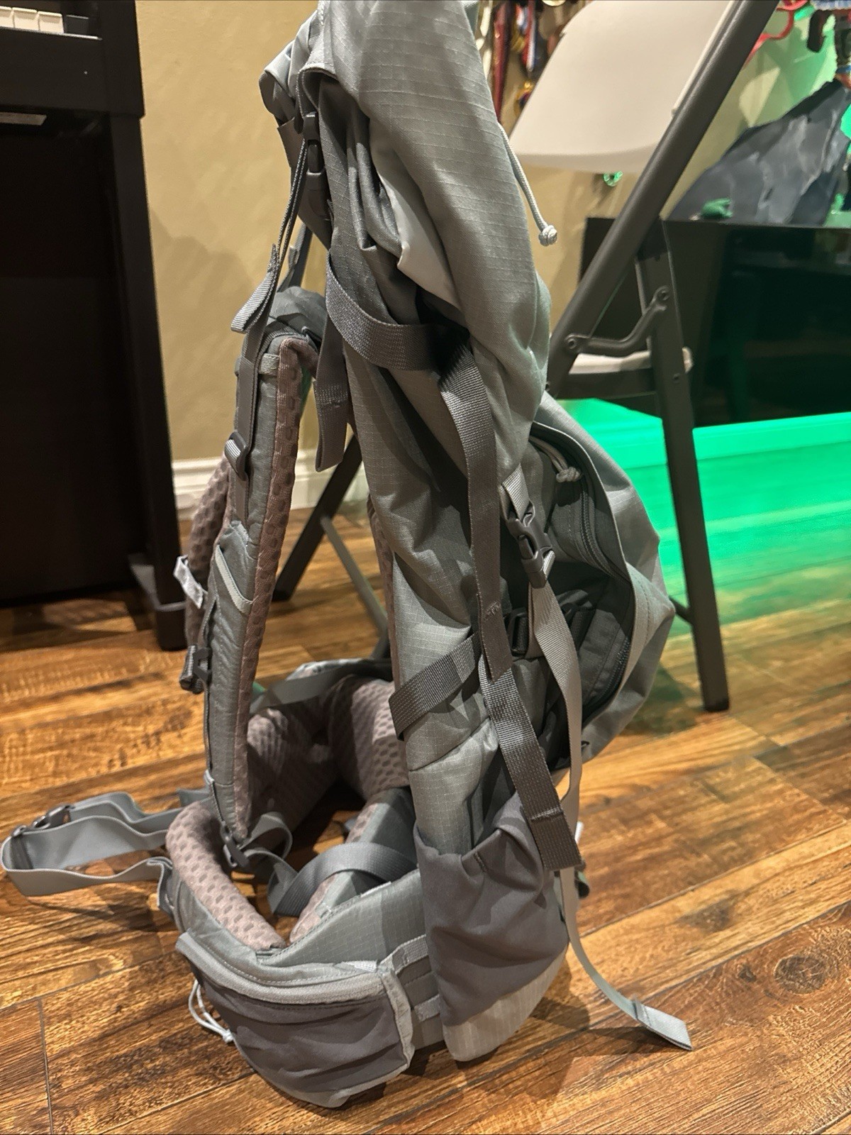 Mystery Ranch Glacier 50 Backpack/ Women Size M-L