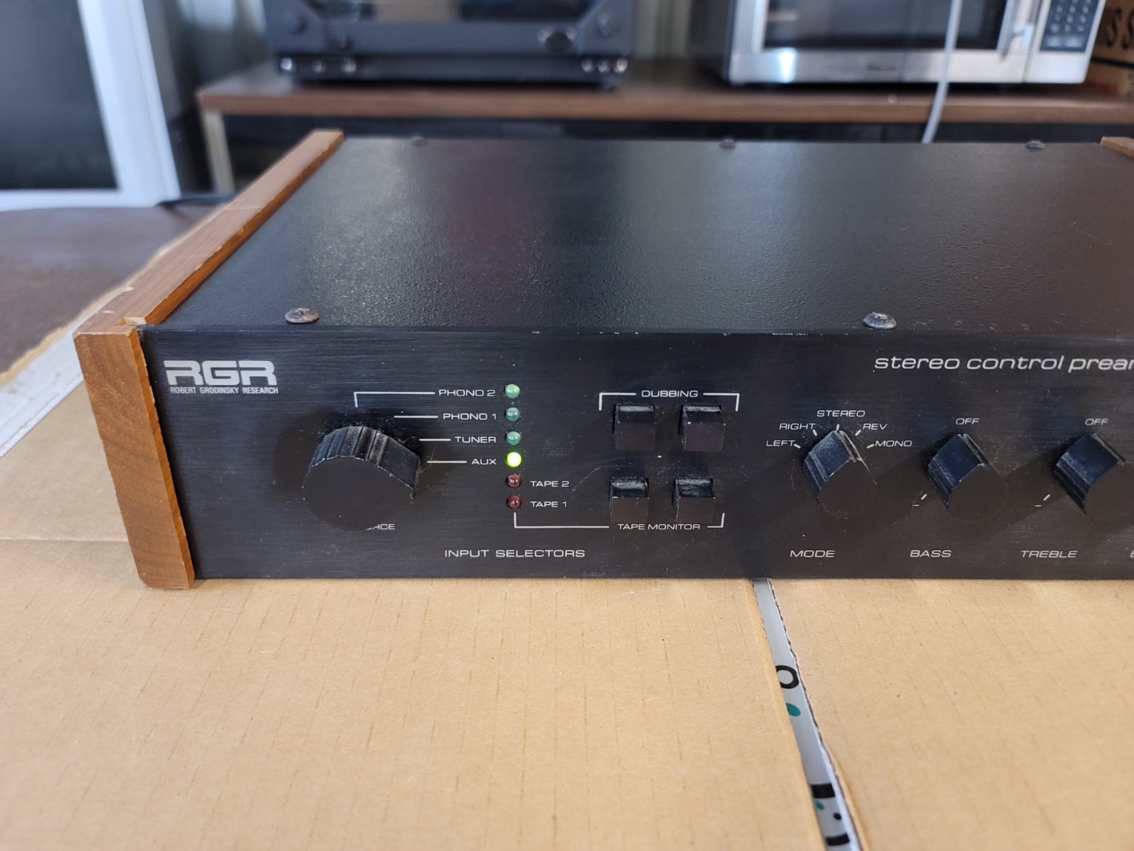 Vtg. Robert Grodinsky Research (RGR) Model Four Stereo Preamplifier COOLO NEATO!