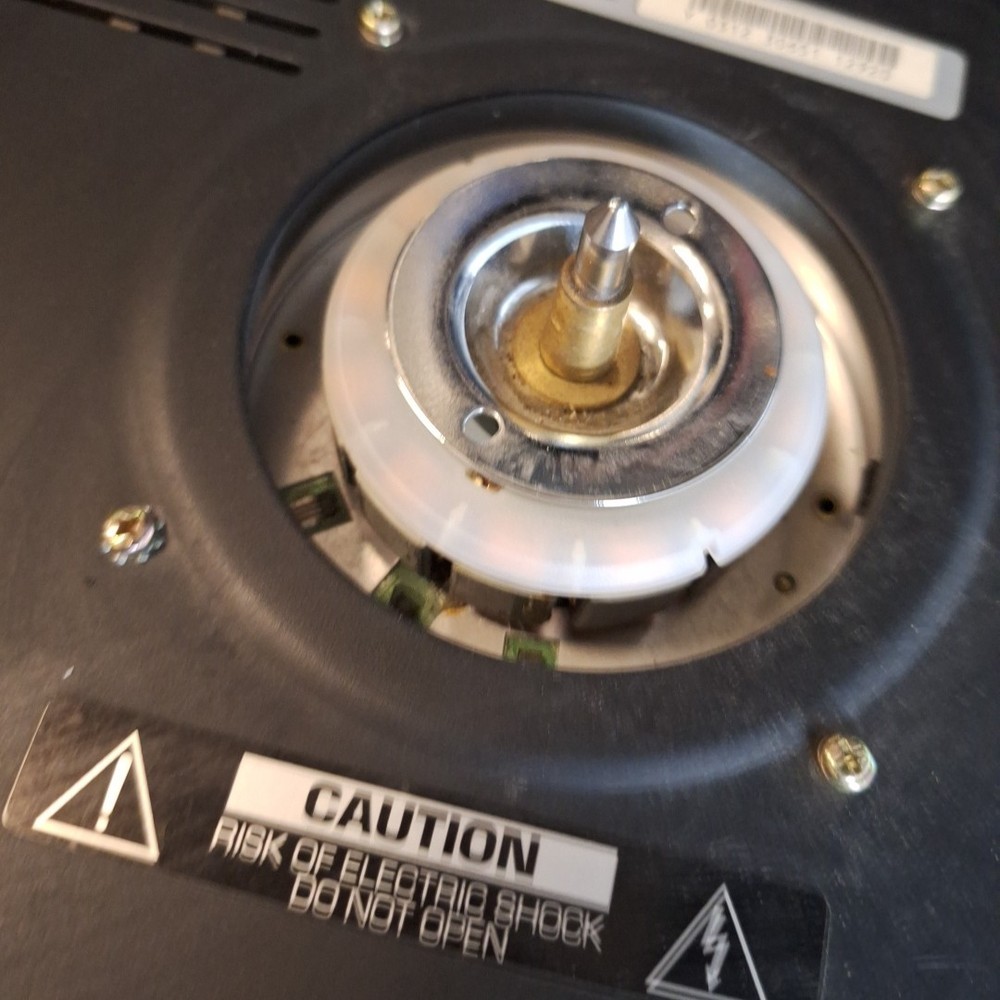 Defective Numark ttx turntable NOT Power TESTED Read Description