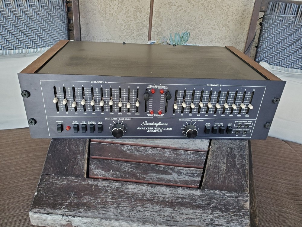 Soundcraftsmen Model AE2420-R Equalizer Fully Funcational Cleaned Serviced Nice