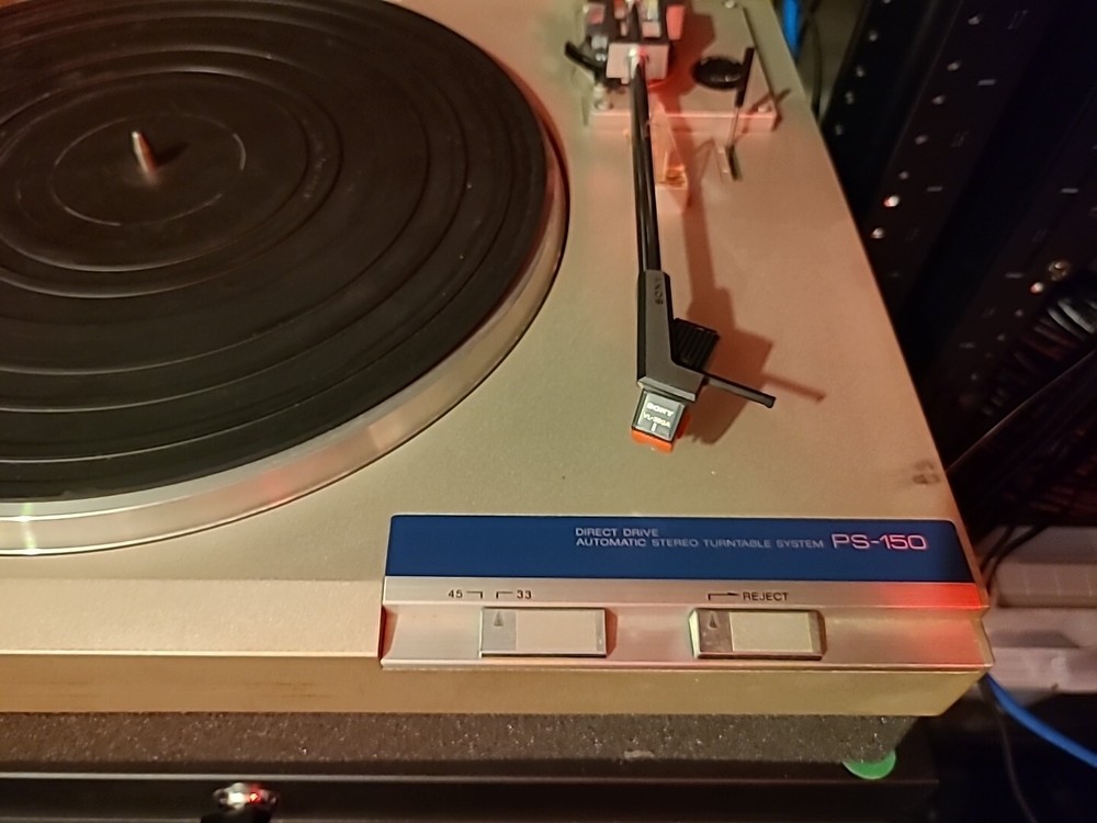 Sony Turntable PS-150
