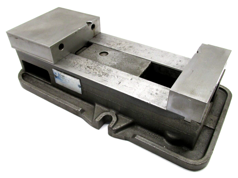 KURT ANGLOCK 6" MILLING MACHINE VISE - #D675