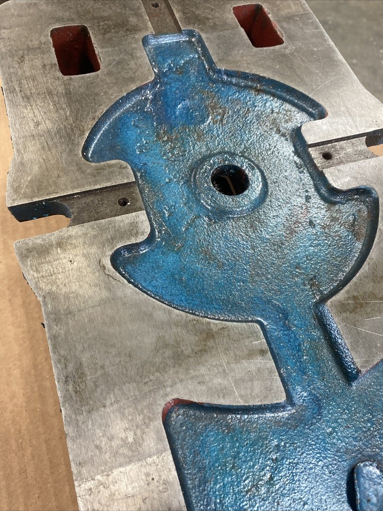 INTERSTATE 6” Machine Vise With Jaws & Handle