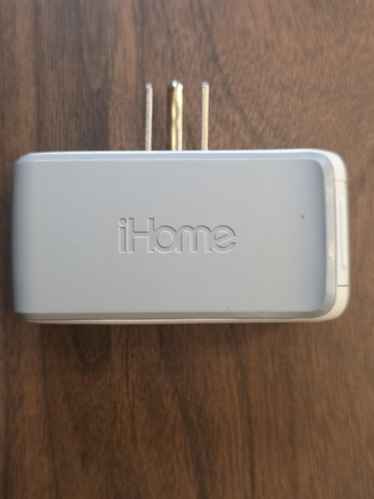 iHome Control iSP5 Smart Plug Wireless WiFi *Make Appliance Smart*