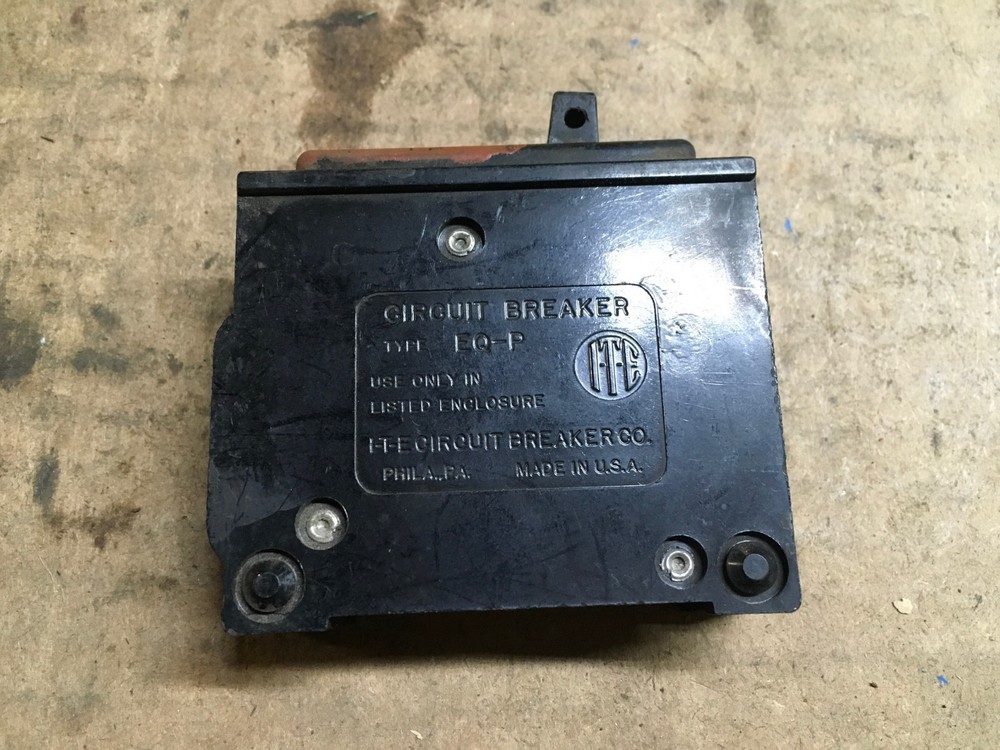 ITE - 15 Amp Electrical Circuit Breaker