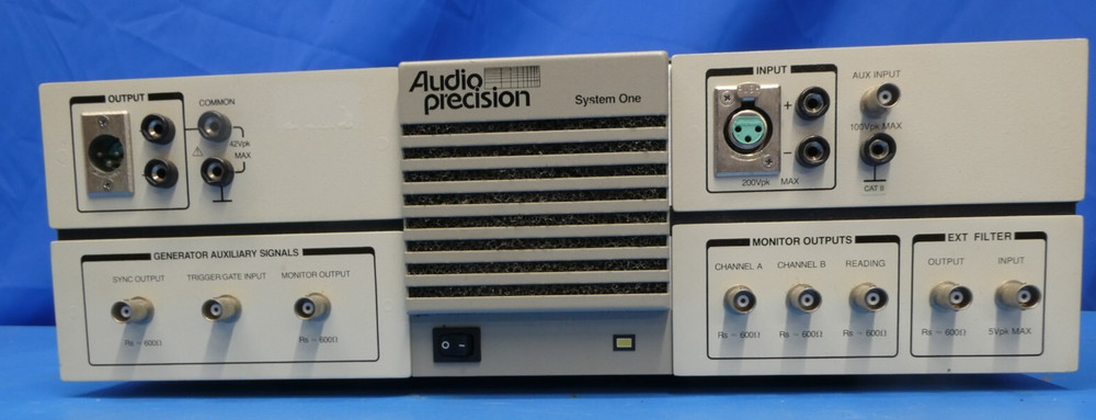 Audio Precision SYSTEM ONE SYS-11A (SYS1-55457) with manual