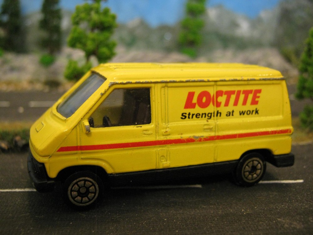Corgi Juniors Renault Trafic Loctite in yellow