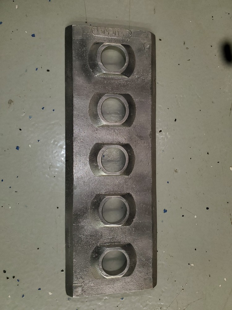 Triumph Magma Cookie Depositor Die 16"