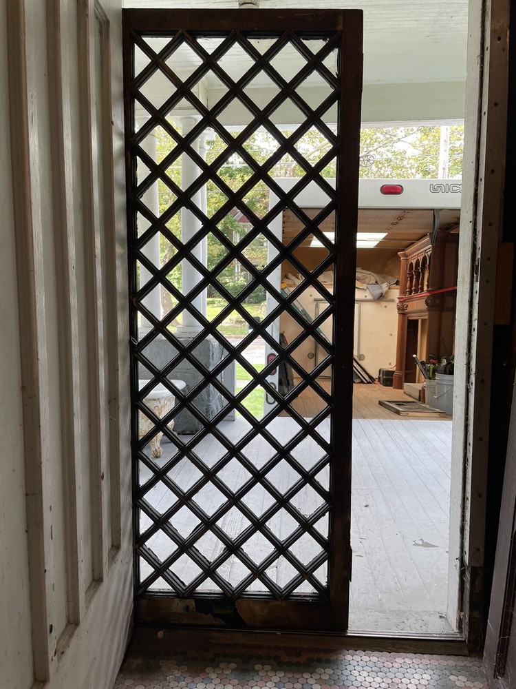 Mullion Window