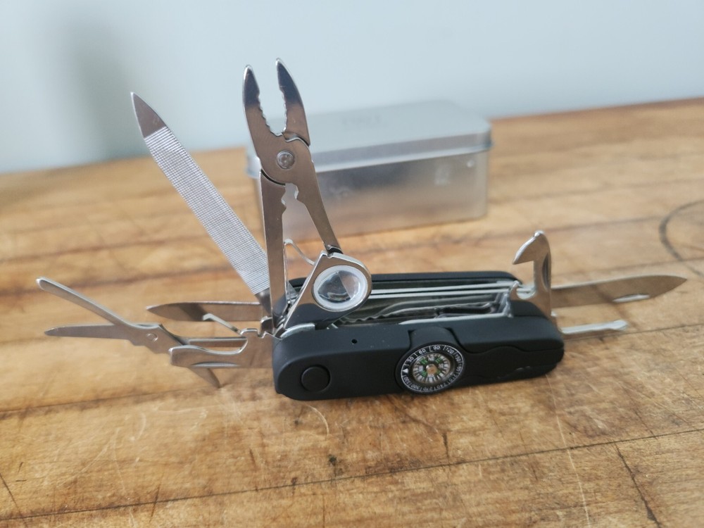 Whiz Tool - Ultimate Multitool Pocket Tool - 24 Functions, Lightweight - New