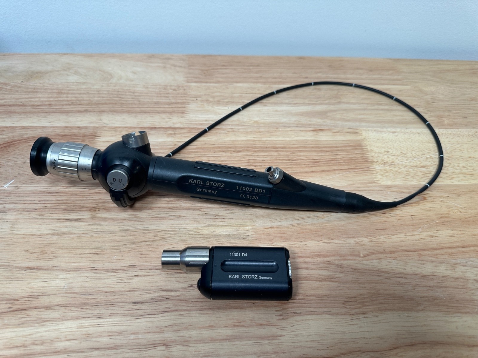 Karl Storz 11002 BD1 Broncho-Fiberscope W/ Karl Storz 11301 D4 LED Light Source