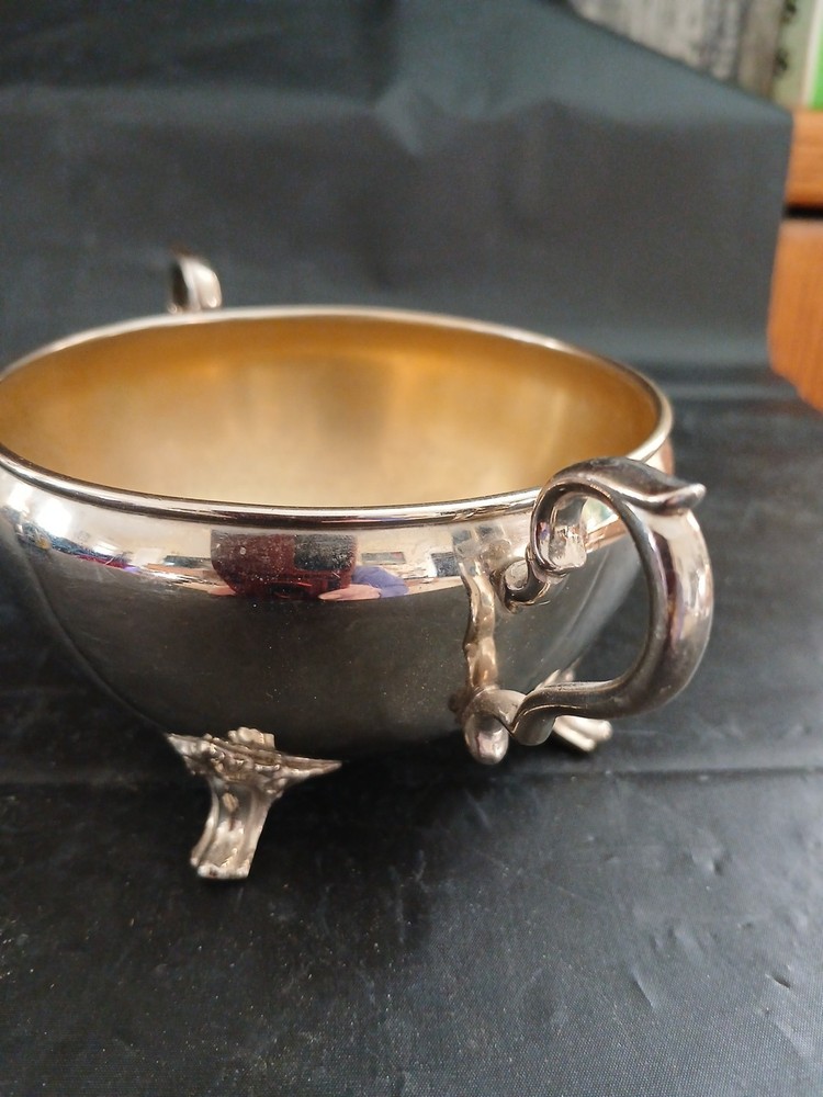 Manning Bowman Silver Plated Sugar Bowl